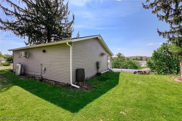 6443 Camp Boulevard, Hanoverton, OH 44423