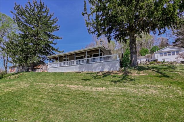 6443 Camp Boulevard, Hanoverton, OH 44423