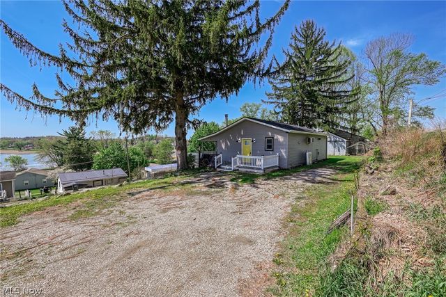 6443 Camp Boulevard, Hanoverton, OH 44423