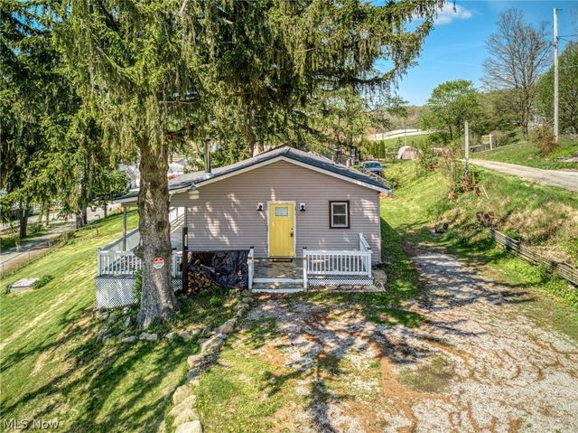 6443 Camp Boulevard, Hanoverton, OH 44423
