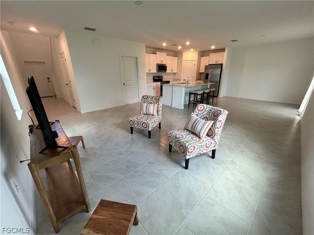 12441 Dakota Ridge PL, Lehigh Acres, FL 33974