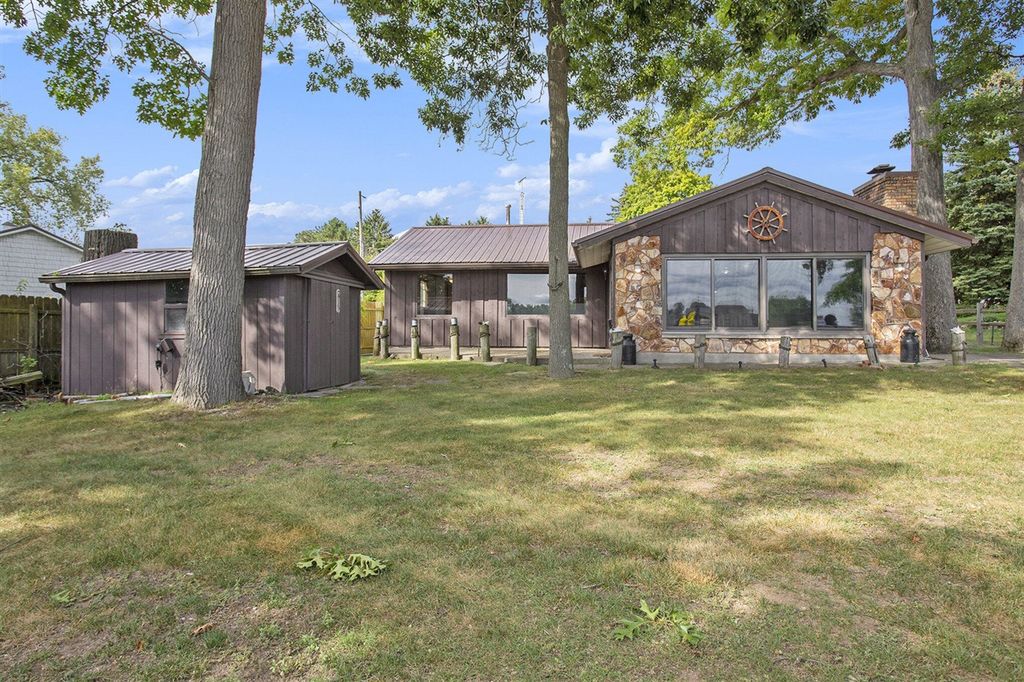 773 Gilead Shores Drive, Bronson, MI 49028