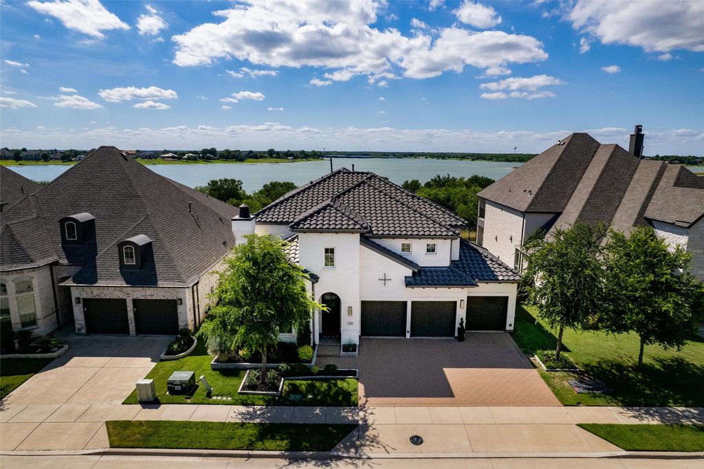 8336 Western, The Colony, TX 75056