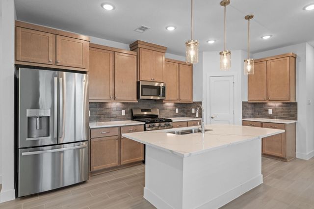 5246 Big Dipper Drive, Iowa Colony, TX 77583