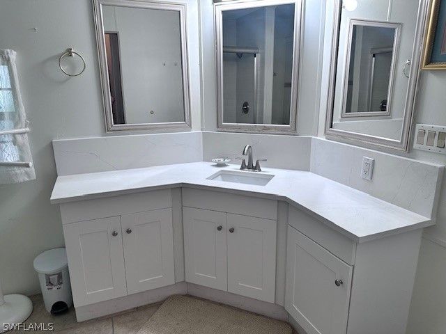 1025 Silver Lakes BLVD, Naples, FL 34114