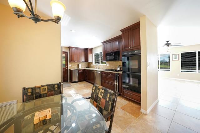 341 Pile Street, Ramona, CA 92065