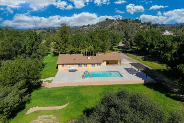 341 Pile Street, Ramona, CA 92065