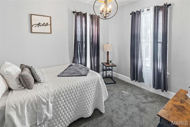 612 E Ninth, Alton, IL 62002