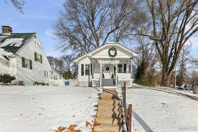 612 E Ninth, Alton, IL 62002