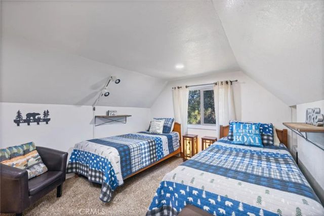 43207 West Sugar Pine Dr, Oakhurst, CA 93644
