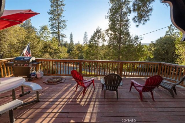43207 West Sugar Pine Dr, Oakhurst, CA 93644