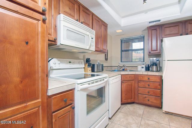 6651 N Campbell Ave Apt 210, Tucson, AZ 85718