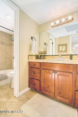 6651 N Campbell Ave Apt 210, Tucson, AZ 85718