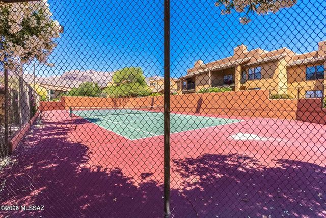 6651 N Campbell Ave Apt 210, Tucson, AZ 85718