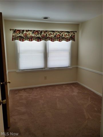 404 Crescent Drive, Berea, OH 44017