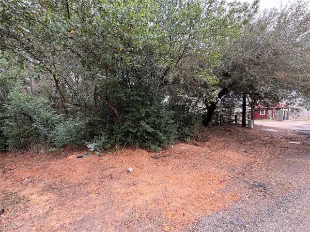 13524 Fm 2432 Road, Willis, TX 77378