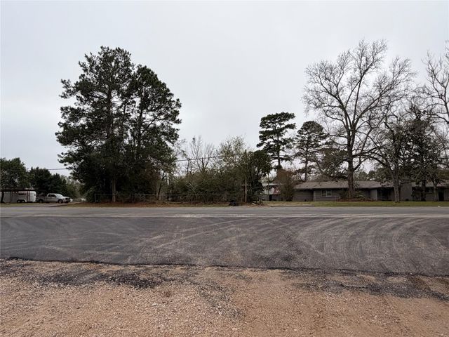 13524 Fm 2432 Road, Willis, TX 77378