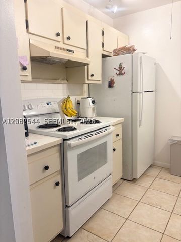 200 SW 132nd Way 209L, Pembroke Pines, FL 33027