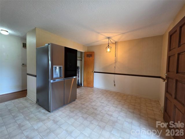 217 Park Road, Mount Holly, NC 28120