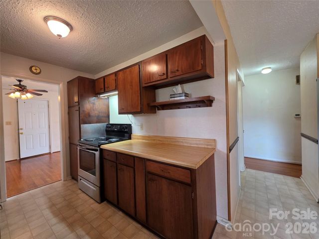 217 Park Road, Mount Holly, NC 28120