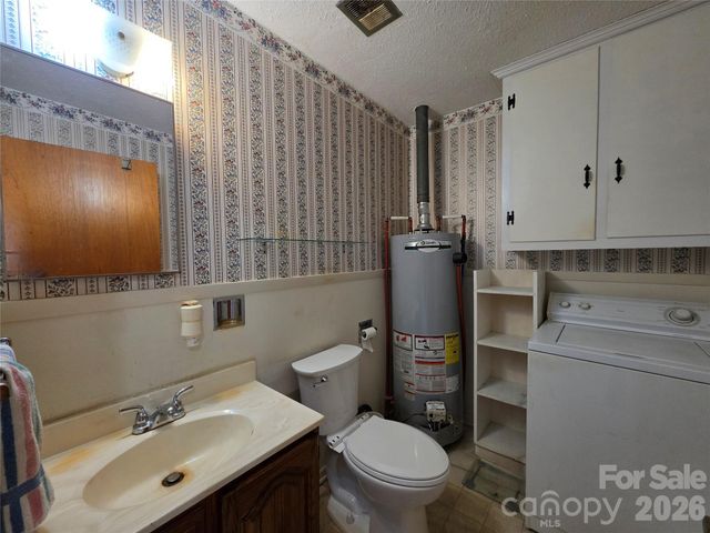 217 Park Road, Mount Holly, NC 28120