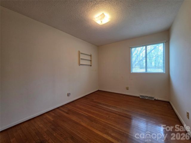 217 Park Road, Mount Holly, NC 28120