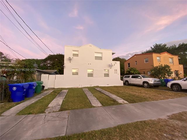 2833 SW 38th Ave 2833, Miami, FL 33134