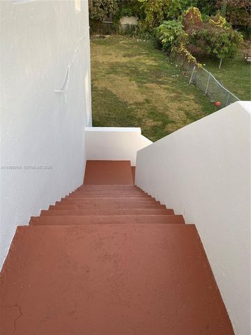 2833 SW 38th Ave 2833, Miami, FL 33134