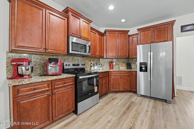 12026 Sargent Cherry Drive, Ocean Springs, MS 39565