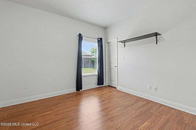 12026 Sargent Cherry Drive, Ocean Springs, MS 39565
