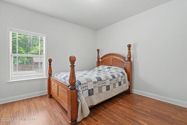 12026 Sargent Cherry Drive, Ocean Springs, MS 39565