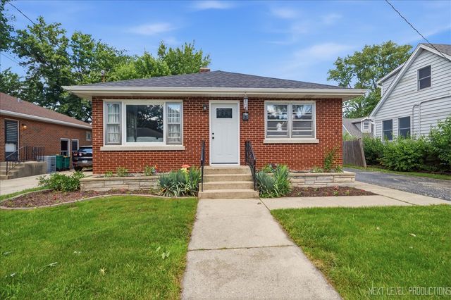 9 Ridge Road, Lemont, IL 60439
