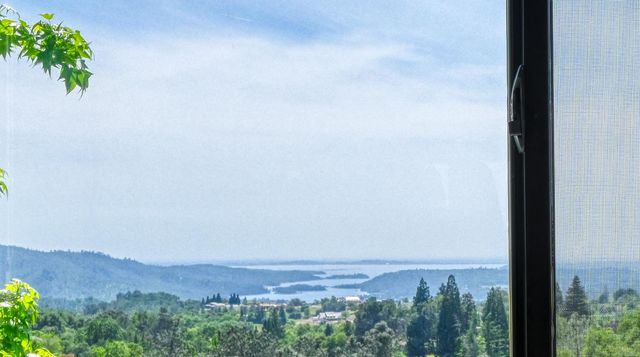 1610 Foxridge Cir, Auburn, CA 95603