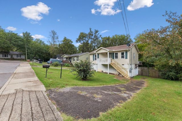 1027 College Ave, Nashville, TN 37209