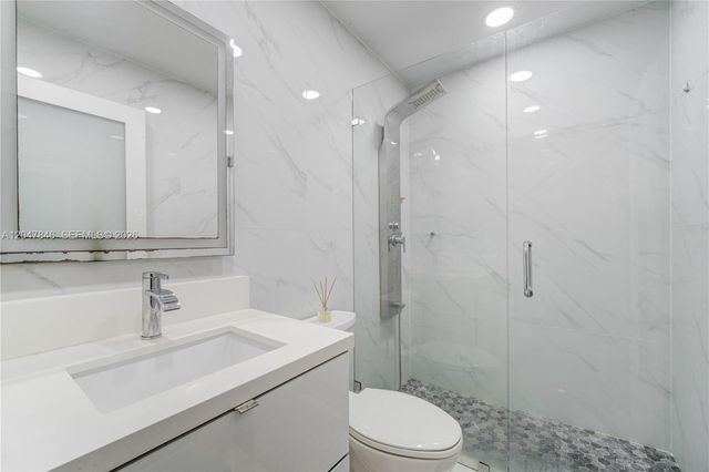 8668 NW 2nd Ter, Miami, FL 33126