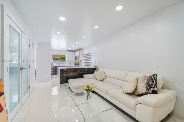 8668 NW 2nd Ter, Miami, FL 33126