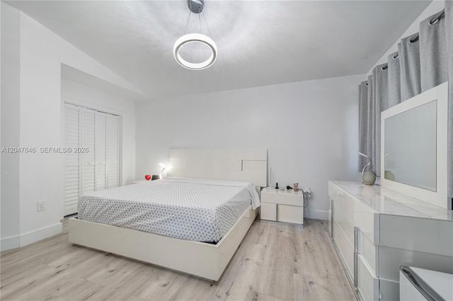 8668 NW 2nd Ter, Miami, FL 33126