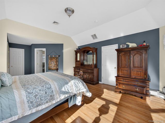 23 Carley Court, West Nyack, NY 10994