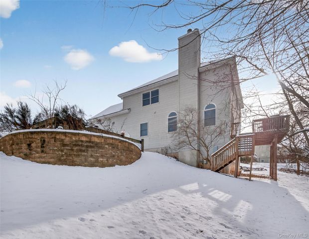 23 Carley Court, West Nyack, NY 10994