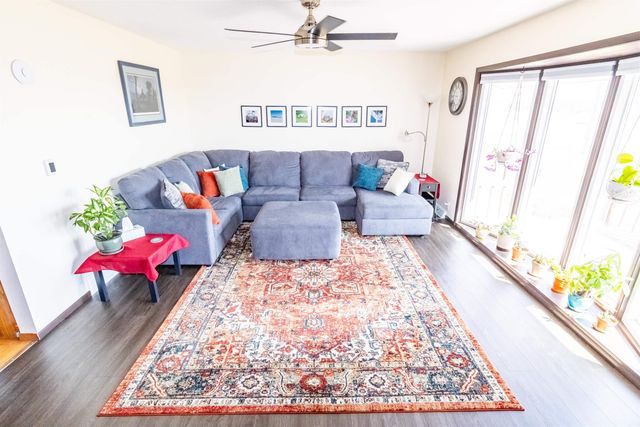 5938 Kimball Avenue, Waterloo, IA 50701