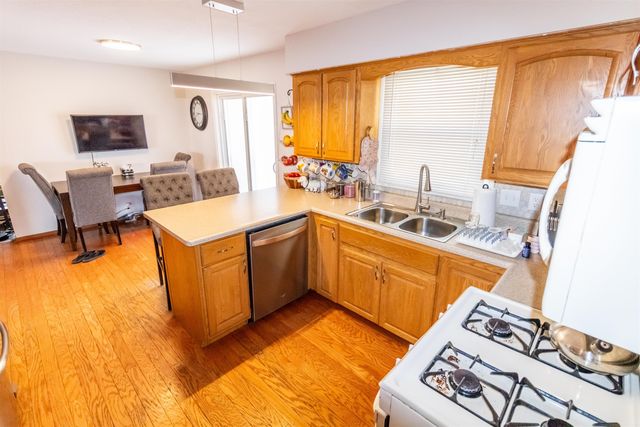 5938 Kimball Avenue, Waterloo, IA 50701