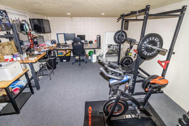 5938 Kimball Avenue, Waterloo, IA 50701