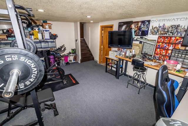 5938 Kimball Avenue, Waterloo, IA 50701