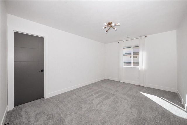 1216 S Greenacres Rd, Greenacres, WA 99016