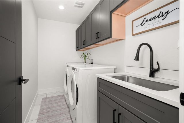 1216 S Greenacres Rd, Greenacres, WA 99016