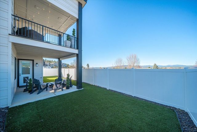 1216 S Greenacres Rd, Greenacres, WA 99016