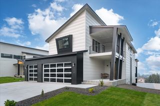 1216 S Greenacres Rd, Greenacres, WA 99016