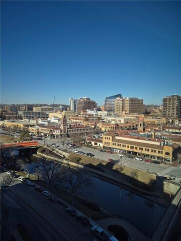 229 Ward Parkway 1001B, Kansas City, MO 64112
