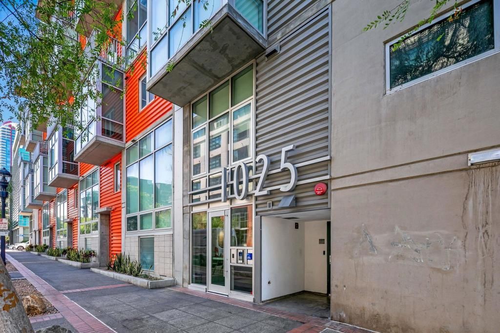 Image 22 of property listing at 1025 Island 406, San Diego, CA 92101