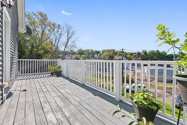 286 Revere St 286, Winthrop, MA 02152